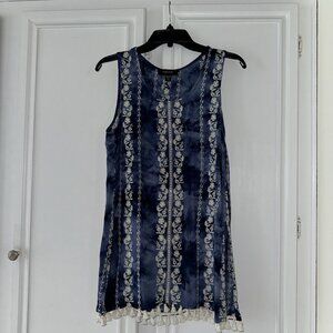 Karen Kane Blue Tie Dye Floral Embroidered Super Cute Tunic Tank Top XS